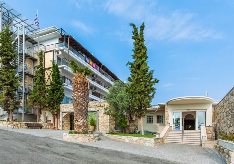 Kriopigi Beach Hotel