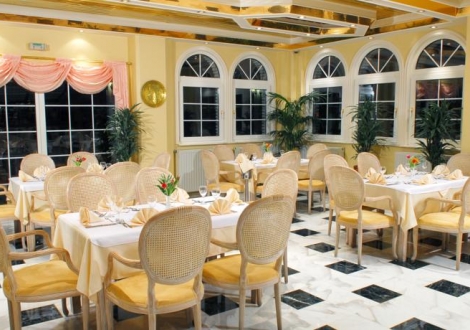 Strass Hotel