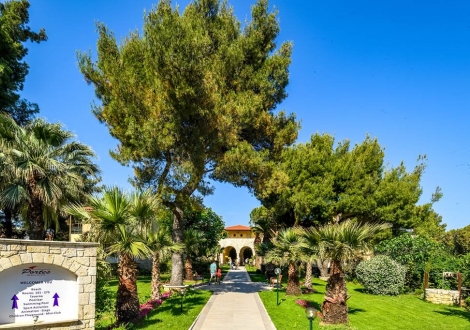 Portes Beach Hotel
