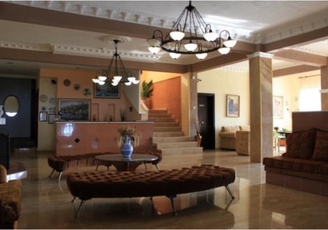 Athorama Hotel