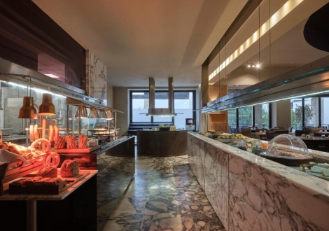 ПЕТЗВЕЗДНА  НОВА ГОДИНА В СОЛУН !  September Hotel 5* С ГАЛА ВЕЧЕРЯ И МУЗИКА !