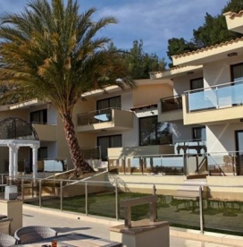 Cronwell Rahoni Park Hotel